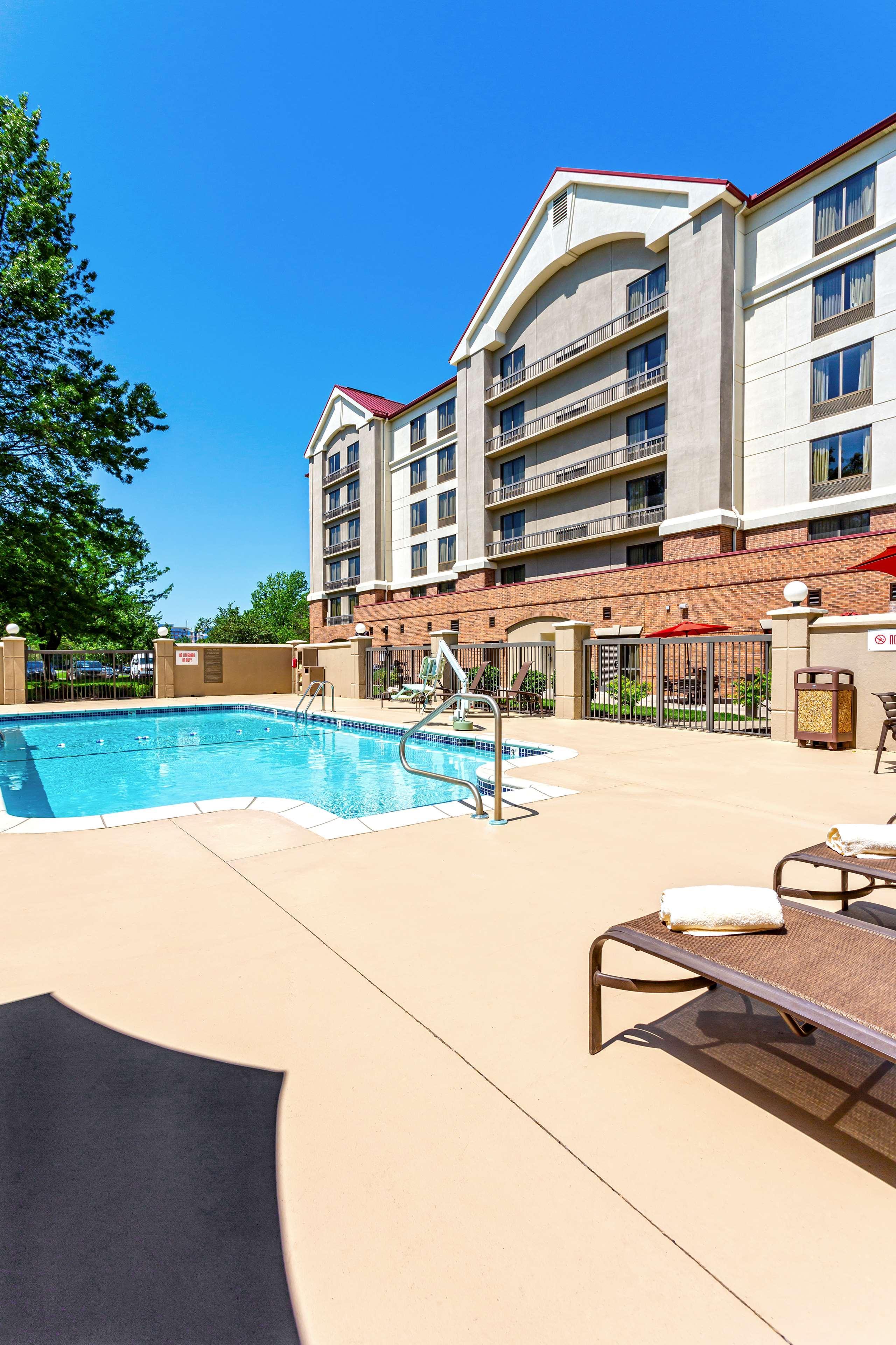Hyatt Place Kansas City/Overland Park/Convention Center Zewnętrze zdjęcie