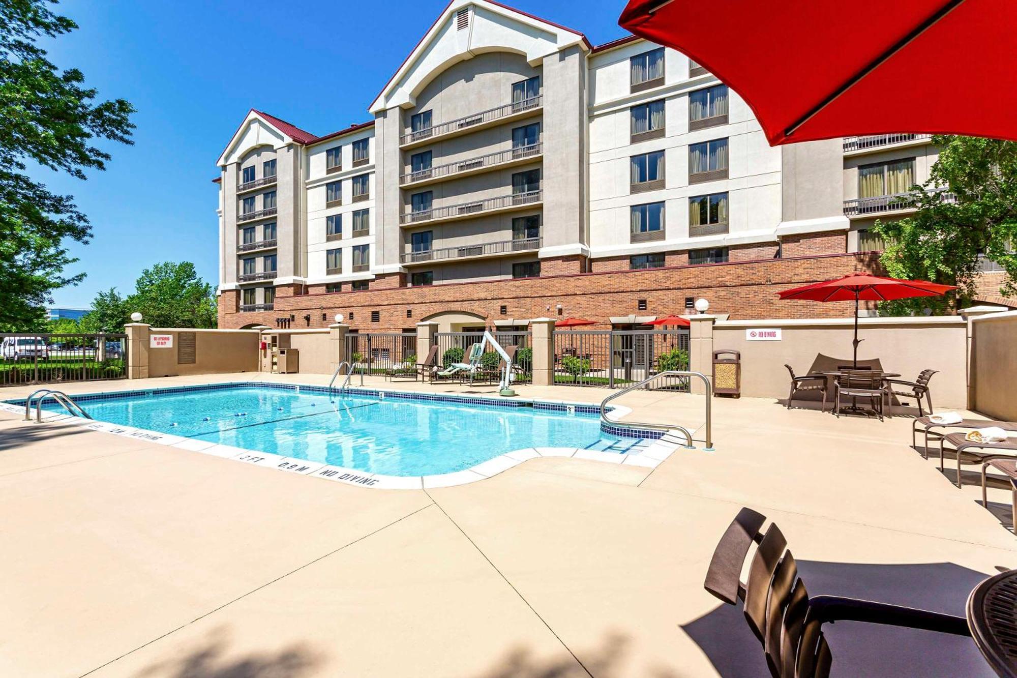 Hyatt Place Kansas City/Overland Park/Convention Center Zewnętrze zdjęcie