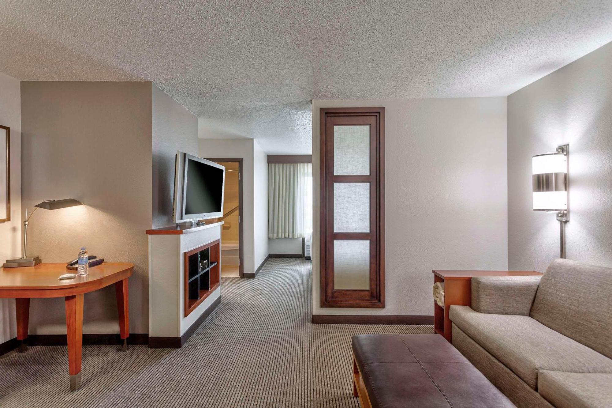Hyatt Place Kansas City/Overland Park/Convention Center Zewnętrze zdjęcie