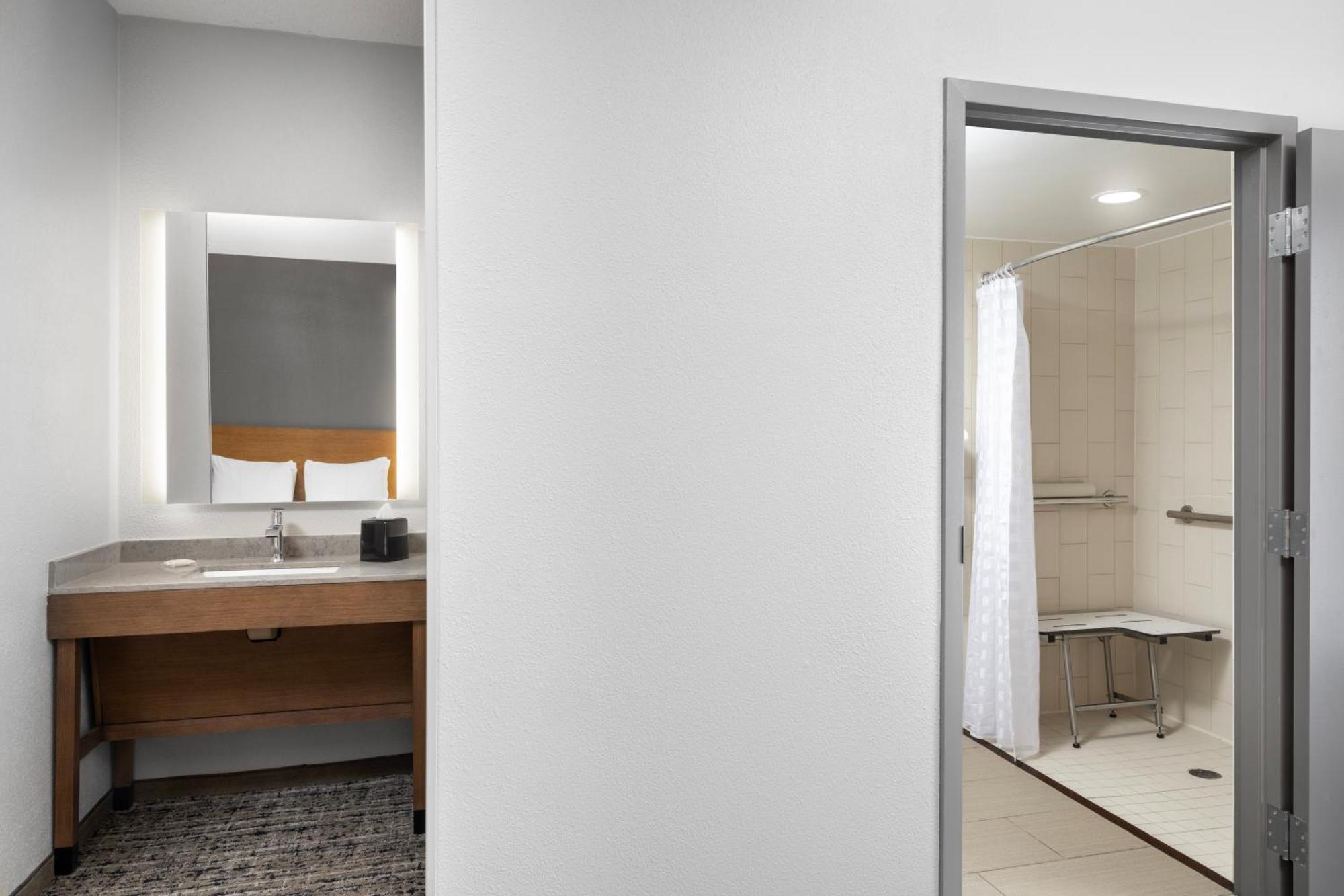Hyatt Place Kansas City/Overland Park/Convention Center Zewnętrze zdjęcie